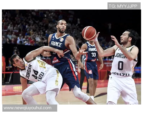 法国队首发11人均来自国外联赛上次出现此情况是2019年9月